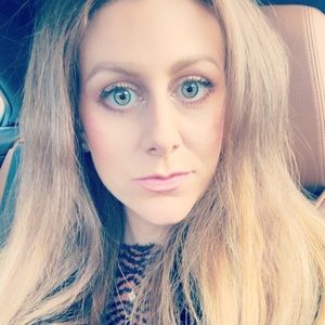 Meet your Posher, Jillian